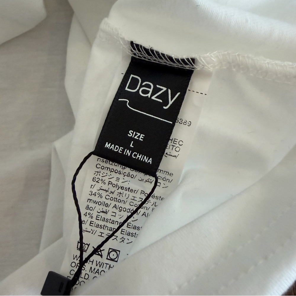 Dazy Oversized Chic Bow Tee NWT - Picture 8 of 11